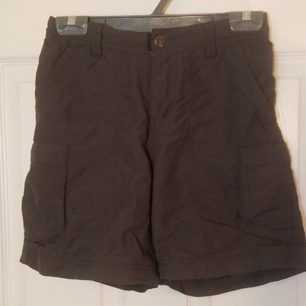 REI size 2 womens cargo style hiking shorts, gray